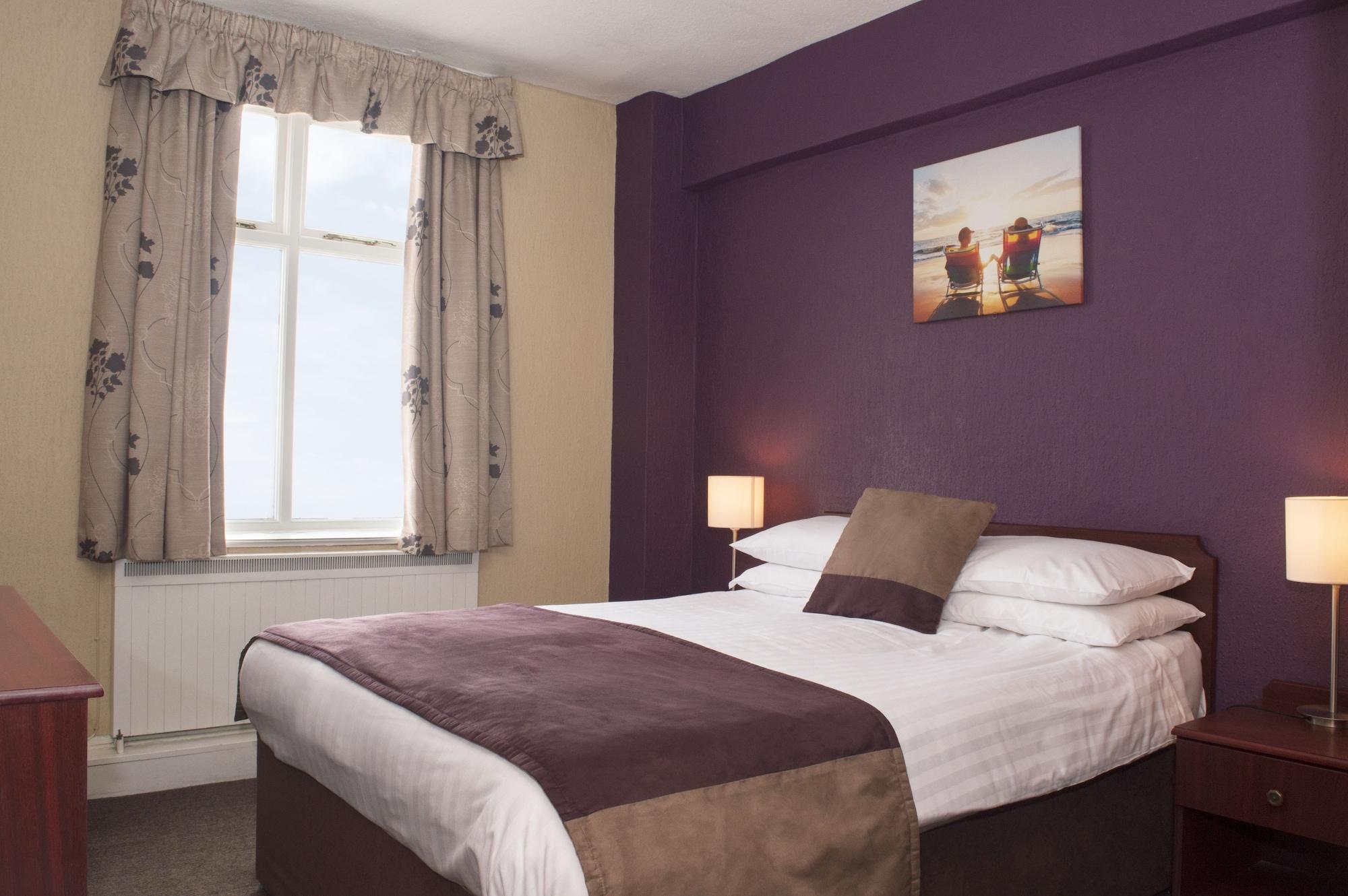 The Caledonian Hotel Fort William Exterior foto